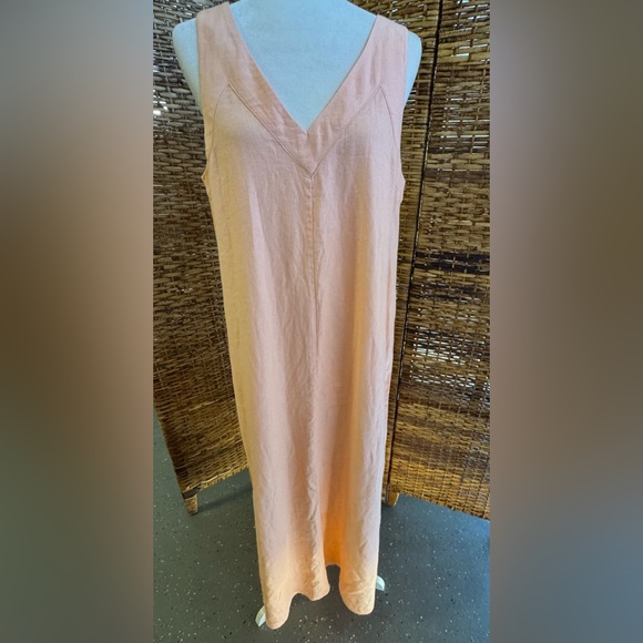 DKNY Ladies Linen Dress (M) $115 - Picture 2 of 6
